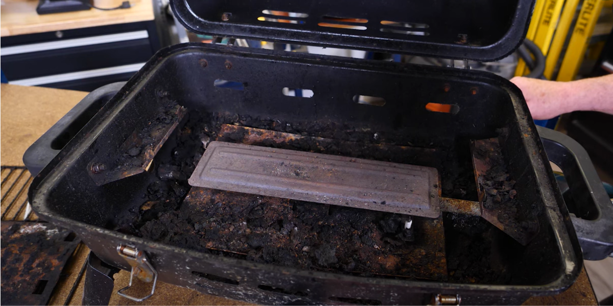 Clean Your Portable Gas Grill: Inspect the Burner